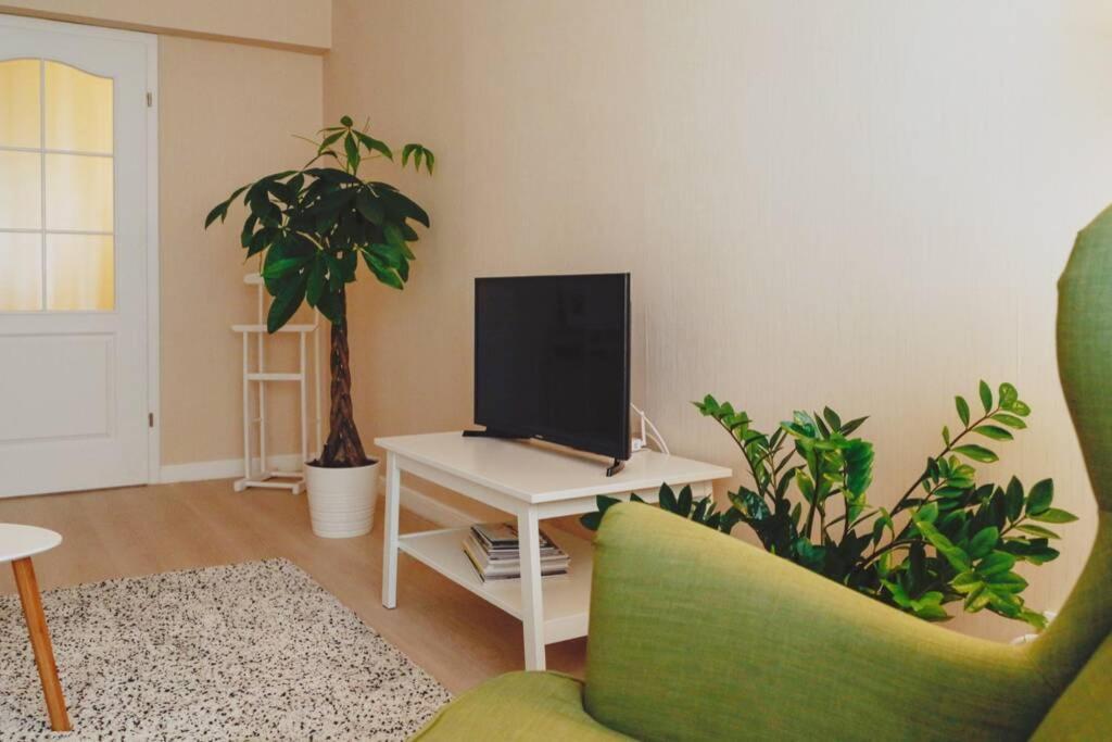 Elegant Vibes Apartment Next To Obor Market Bucarest Exterior foto
